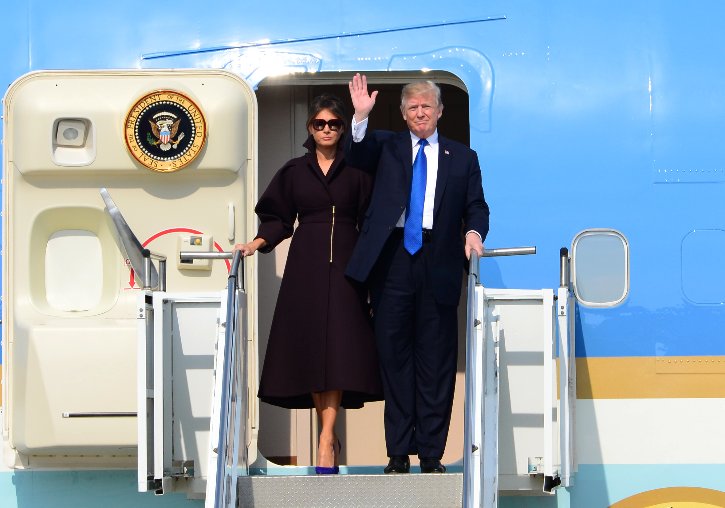 President Donald J. Trump lands at Osan Air Base